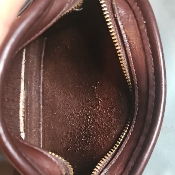 Vintage Coach Dark Brown Leather Crossbody Bag - Picture 8 of 16